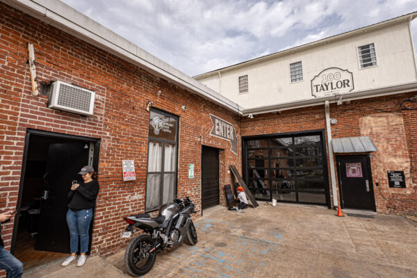 100 Taylor Arts Germantown Office Building Studio-073